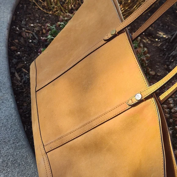Brooks Brothers Genuine Leather Tote - Picture 3 of 7